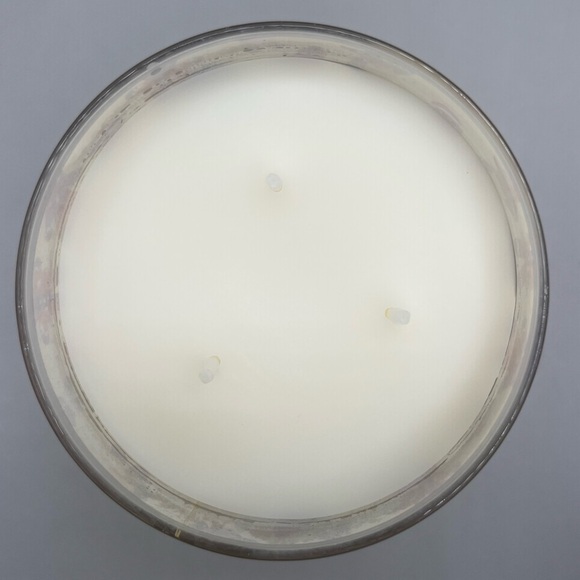 Bath & Body Works MERRY COOKIE Holiday 3 Wick Candle - 14.5oz Gingerbread Design - Picture 7 of 8